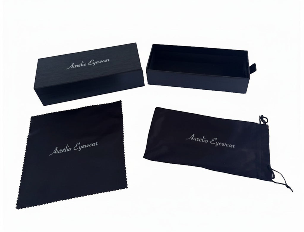 Aurélio Eyewear XII luxe zwarte brillendoos met bijpassend brillendoekje en opbergzakje met logo